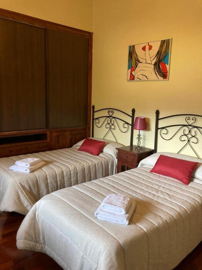 Casa El Descanso Ortigosa Del Monte Exteriör bild
