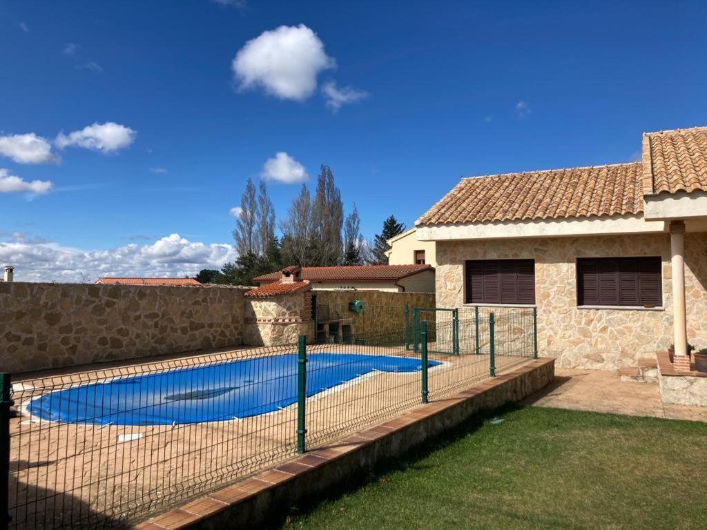 Casa El Descanso Ortigosa Del Monte Exteriör bild